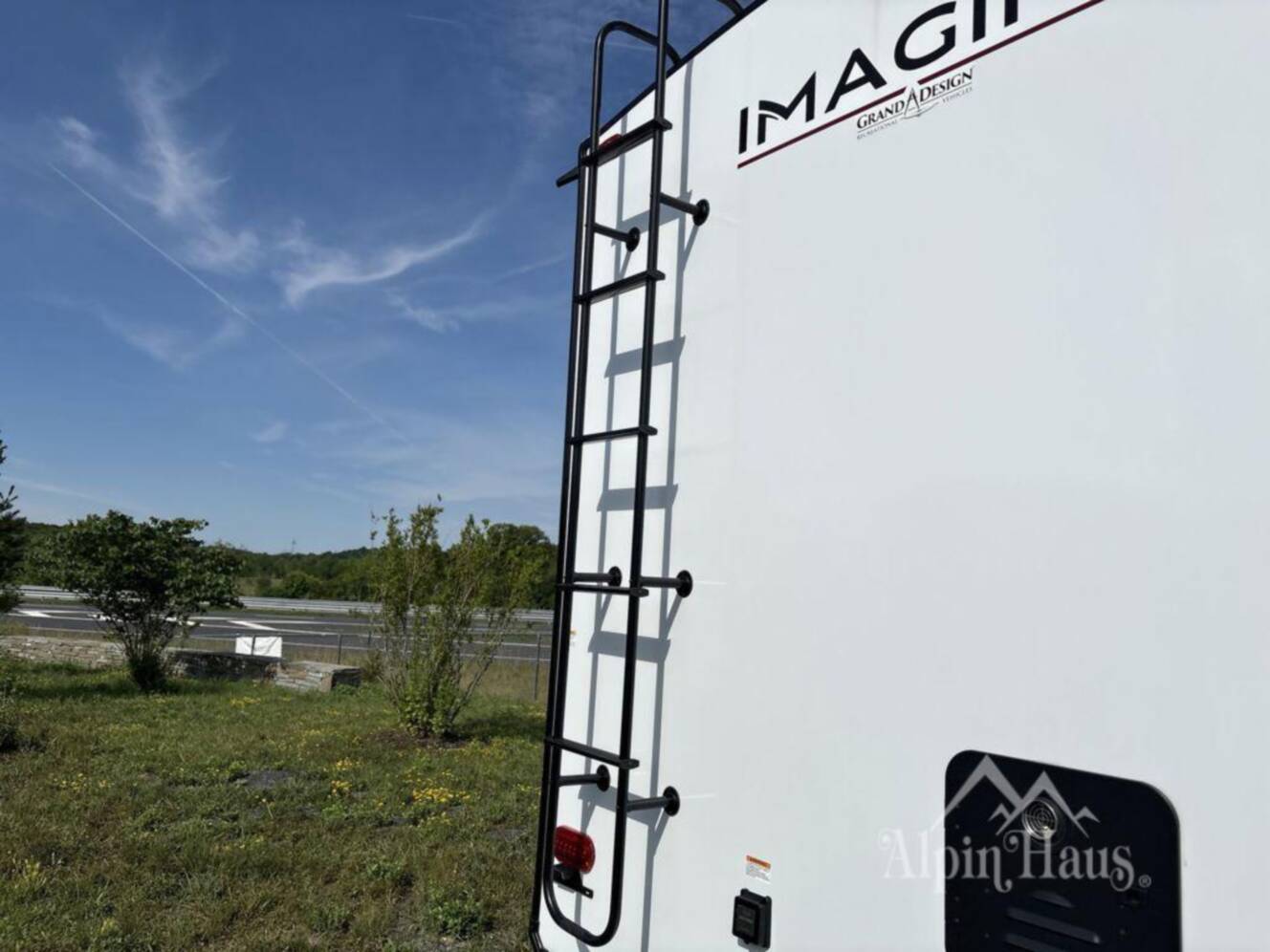 A photo of this 2027 Grand Design Imagine 2800BH