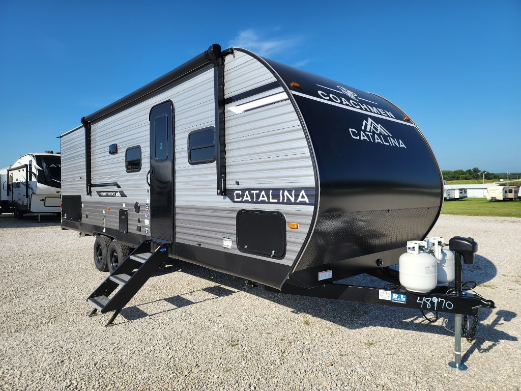 2027 Coachmen Rv Catalina Summit Series 8 261BHS in carthage MO