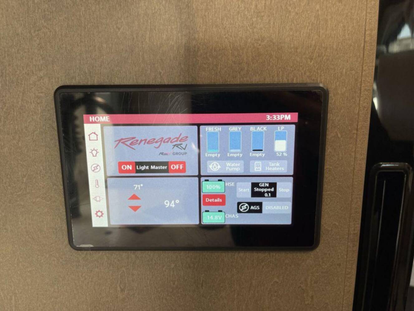 A photo of this 2027 Renegade Villagio 25FWC