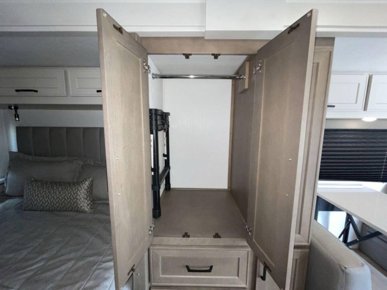 A photo of this 2027 Renegade Villagio 25FWC