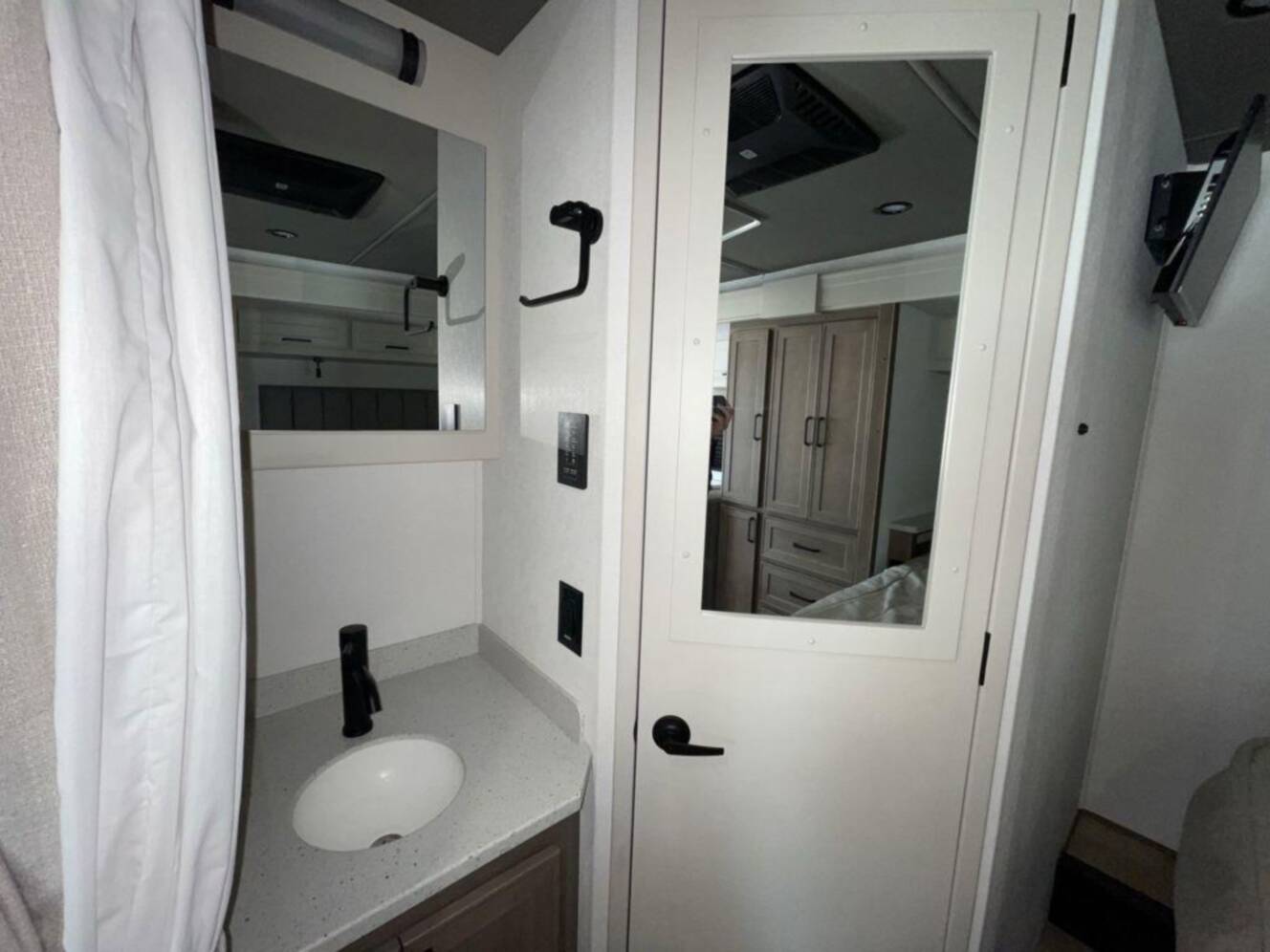 A photo of this 2027 Renegade Villagio 25FWC