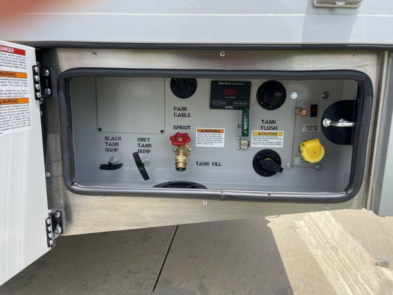 A photo of this 2027 Renegade Villagio 25FWC
