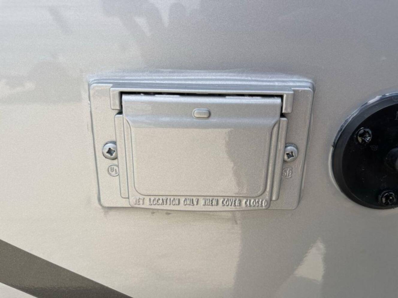 A photo of this 2027 Renegade Villagio 25FWC