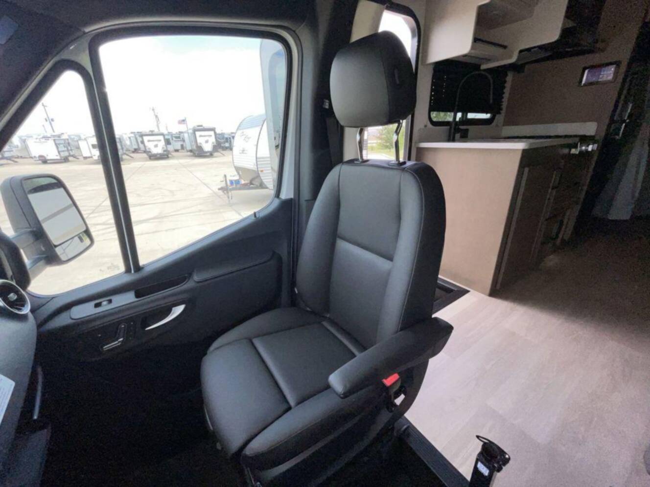 A photo of this 2027 Renegade Villagio 25FWC