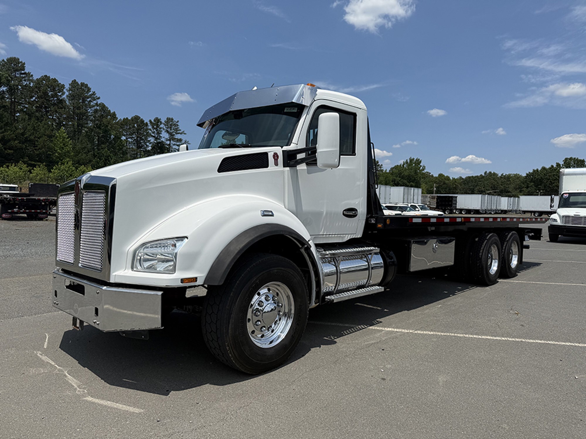 2020 KENWORTH T880 in Weyers Cave, VA