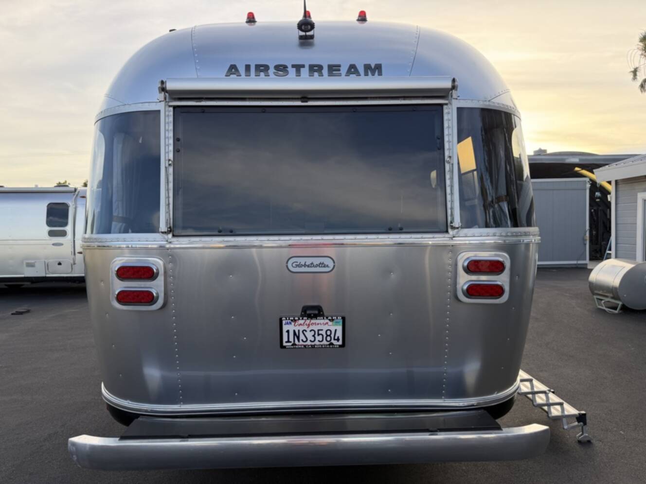 A photo of this 2021 Airstream GLOBETROTTER 25FBQ