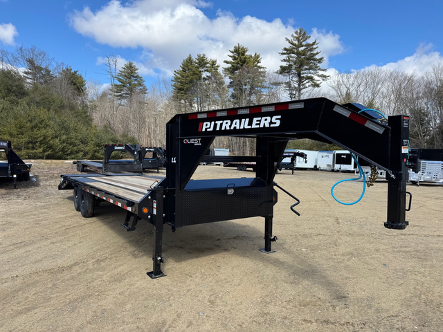 2027 PJ 8.5X25+5 Goosneck 15.6K Deckover Equipment Trailer in Loudon, NH