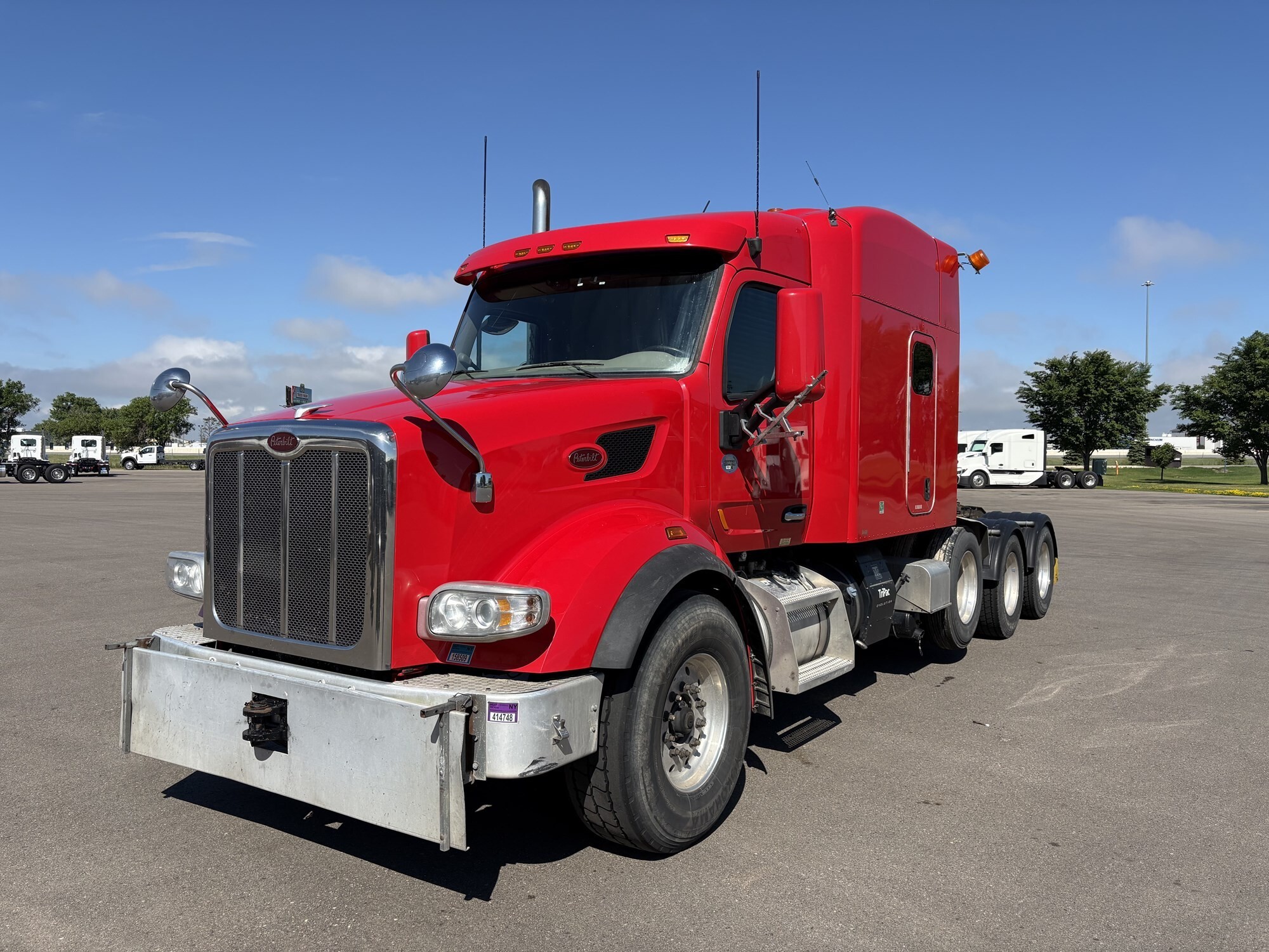2021 PETERBILT 567 in Fargo, ND