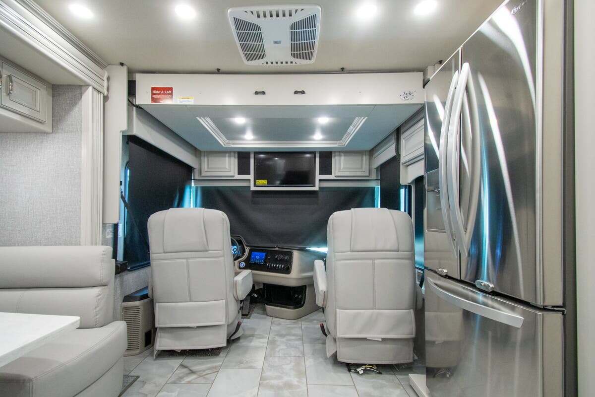 2026 Holiday Rambler Endeavor 38N in alvarado TX