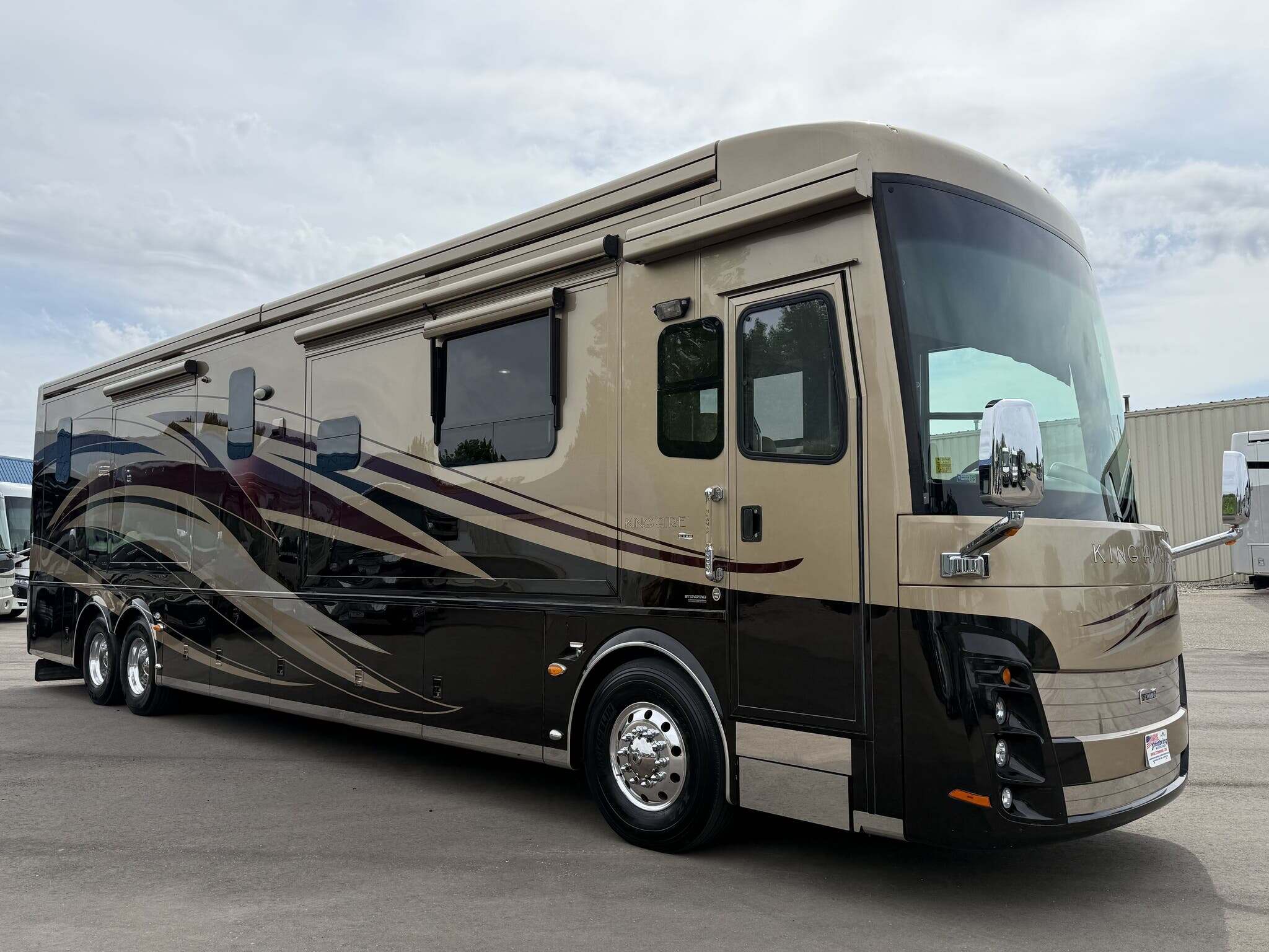 2012 Newmar King Aire 4584 in garfield MN