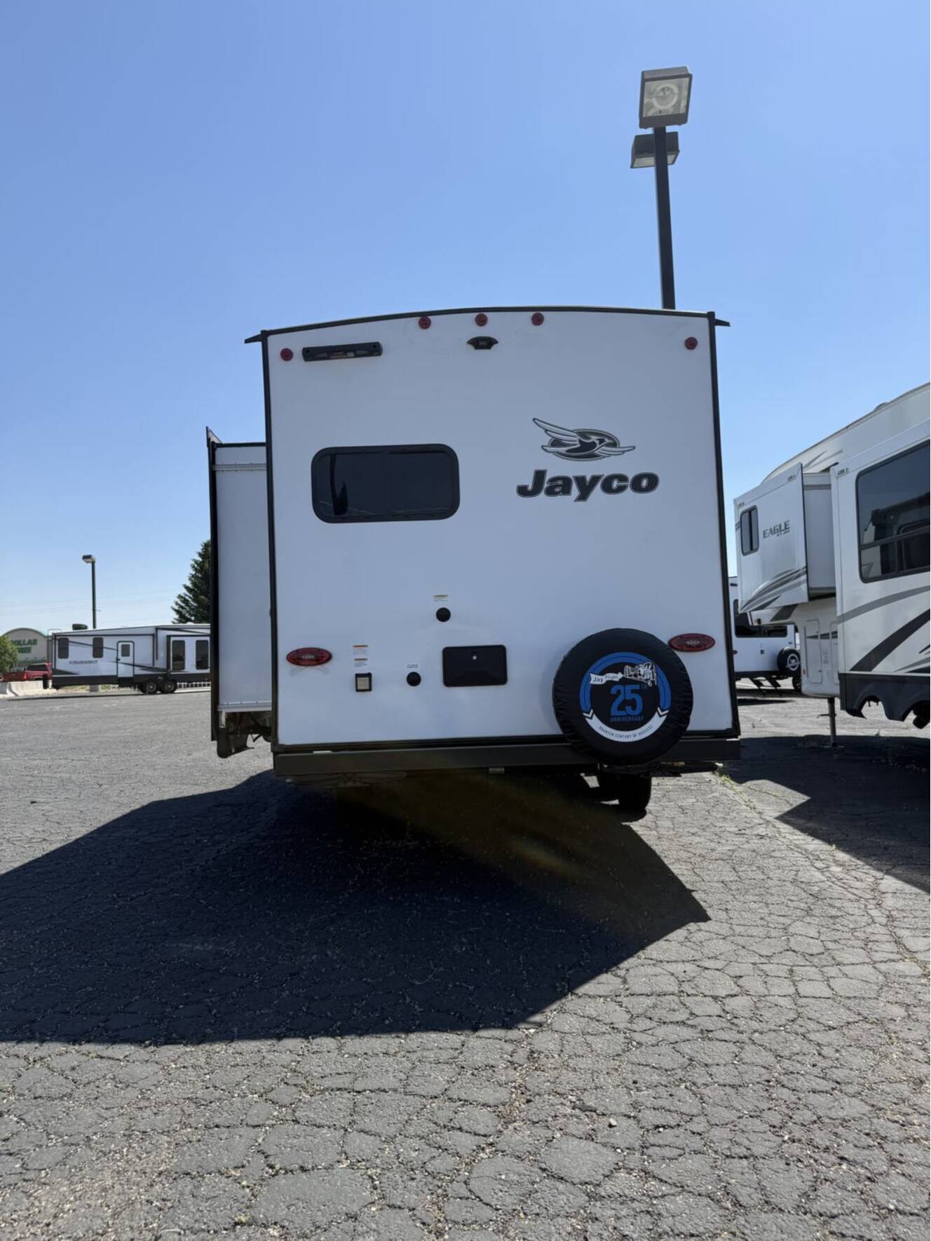 A photo of this 2027 Jayco Jay Flight 225MLSW