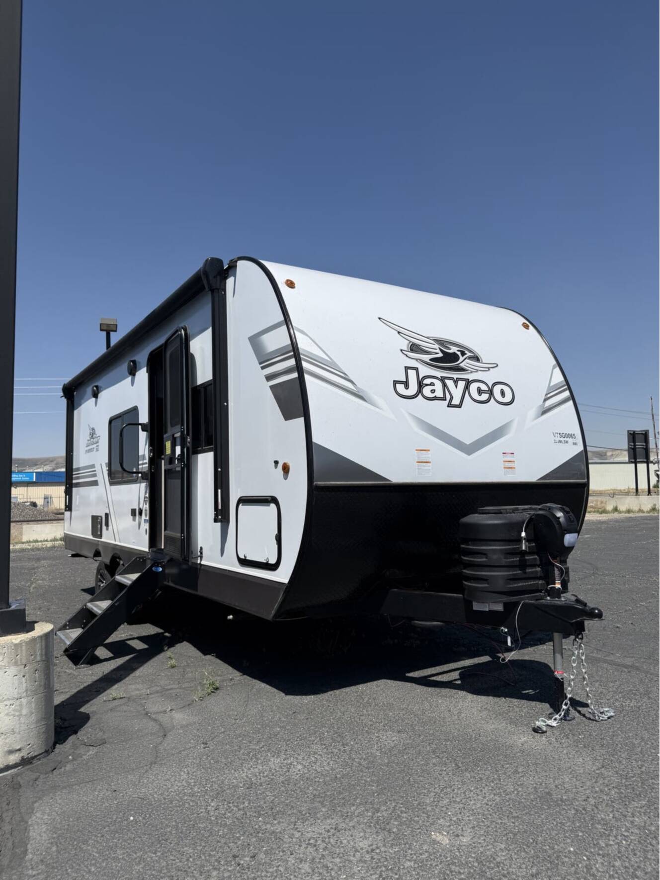 A photo of this 2027 Jayco Jay Flight 225MLSW