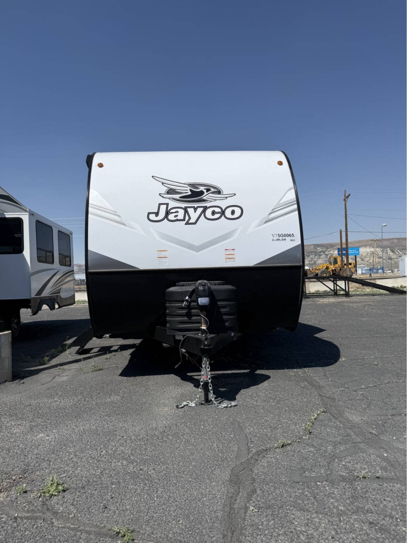 A photo of this 2027 Jayco Jay Flight 225MLSW