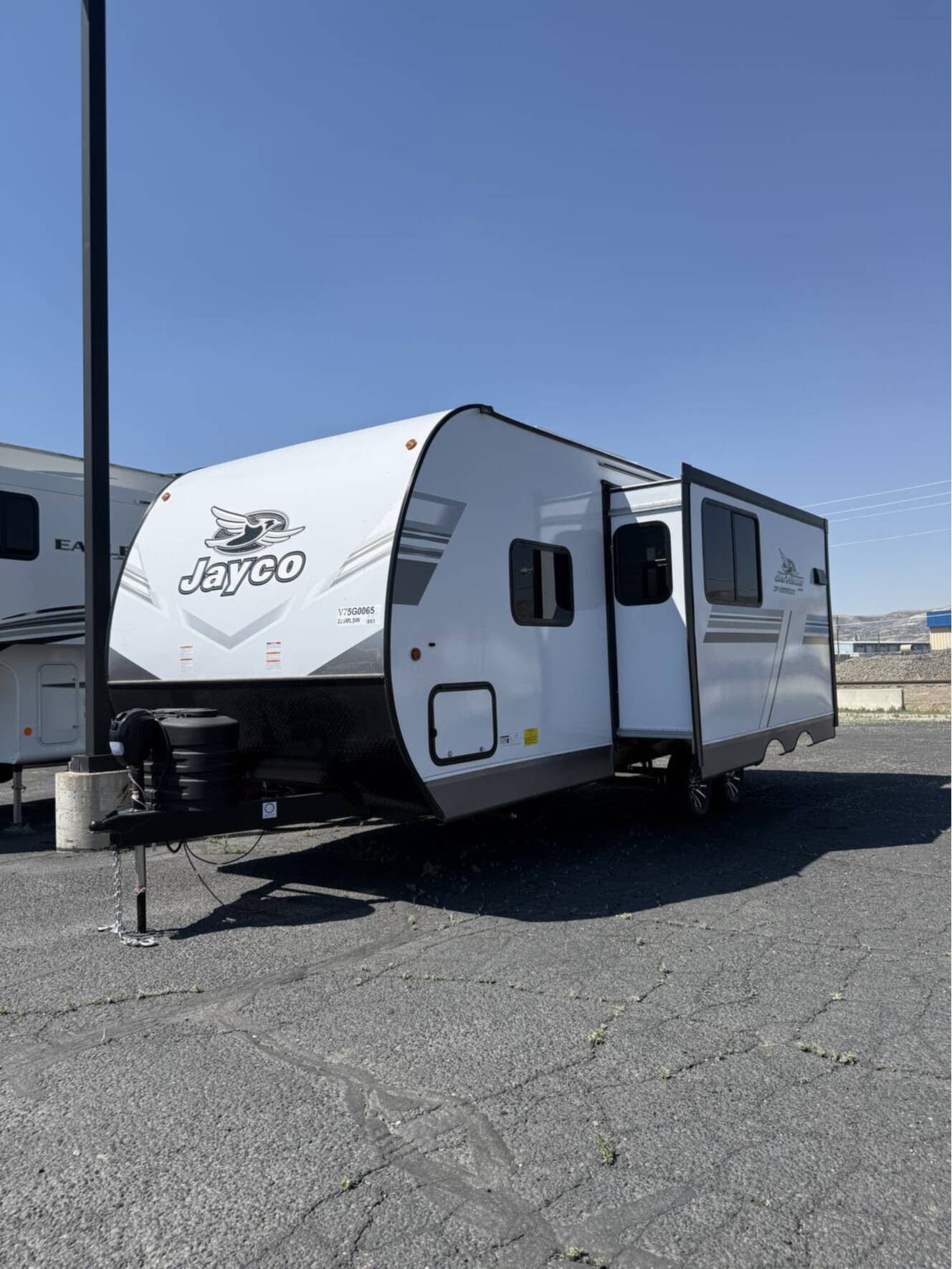 A photo of this 2027 Jayco Jay Flight 225MLSW