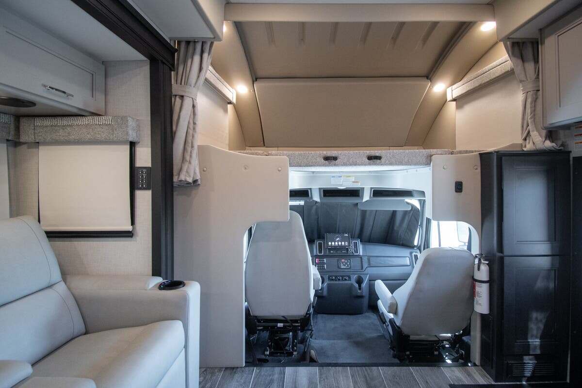 2026 Thor Motor Coach Inception HD 38DX in alvarado TX