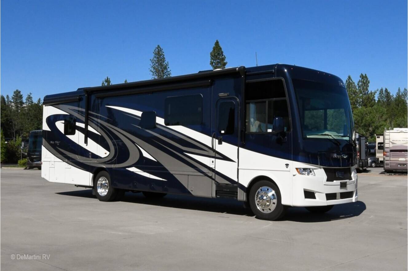 A photo of this 2023 Newmar Bay Star 3626