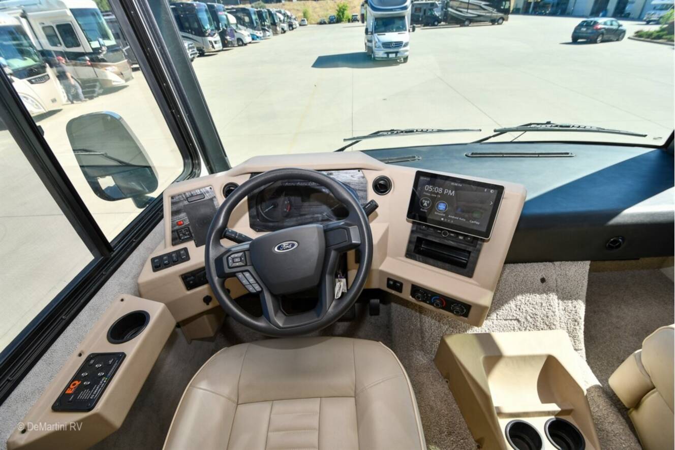 A photo of this 2023 Newmar Bay Star 3626