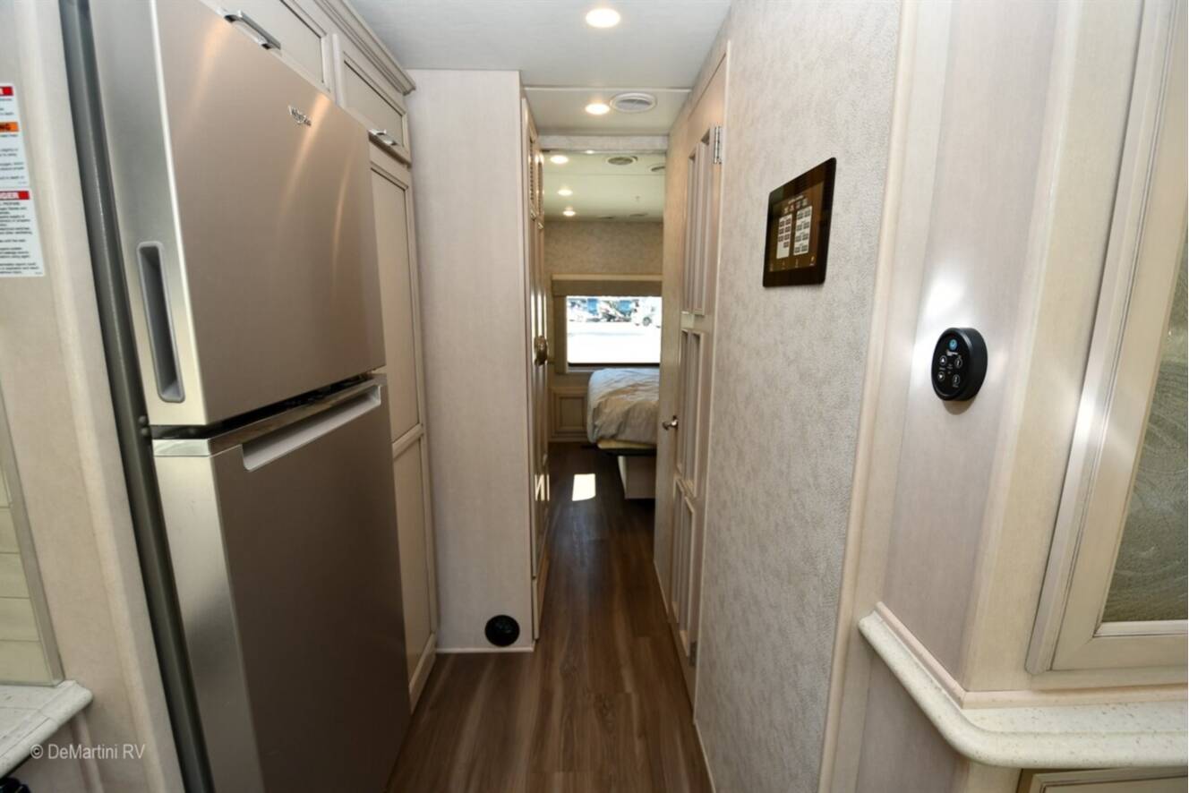 A photo of this 2023 Newmar Bay Star 3626