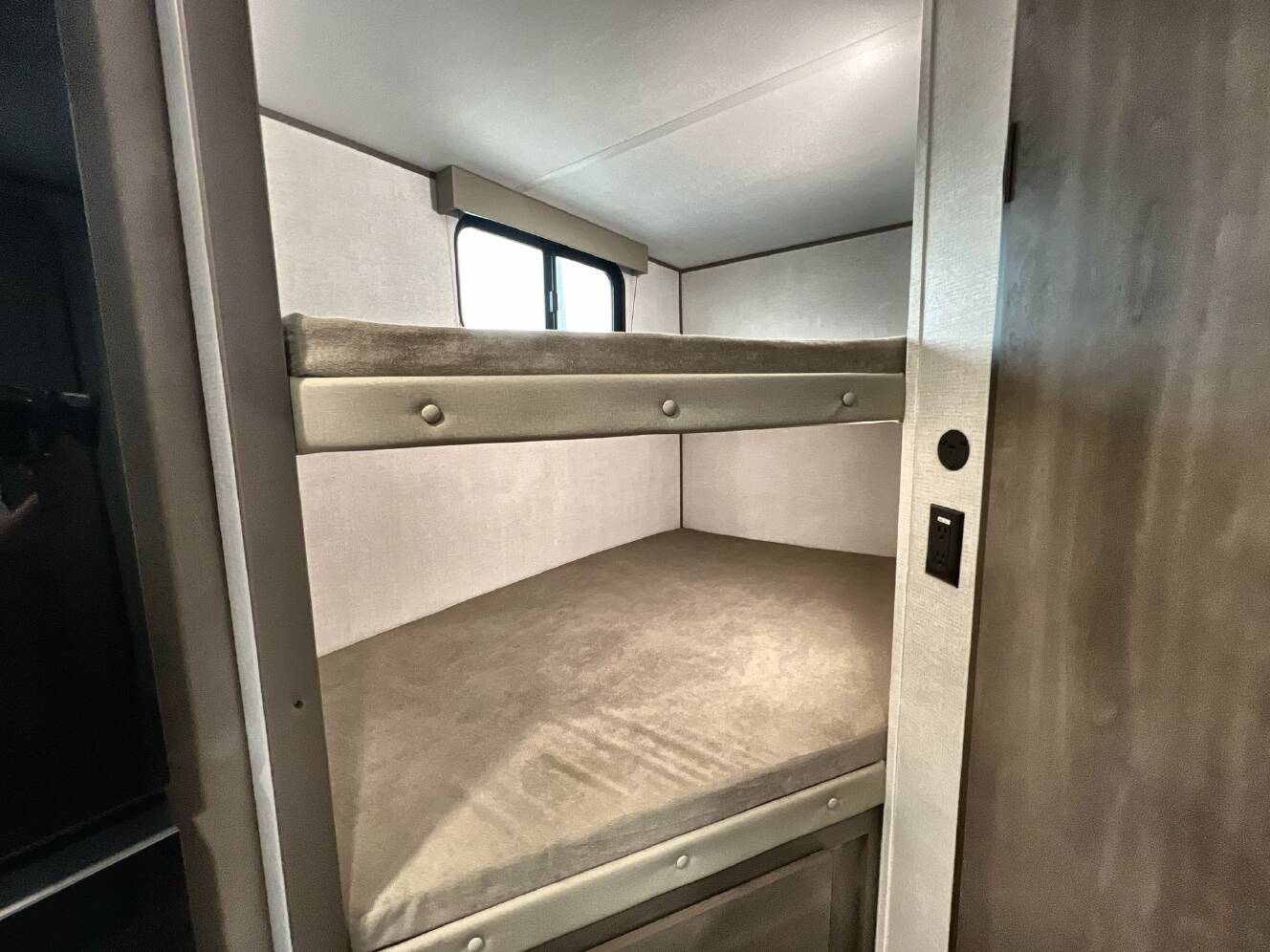 A photo of this 2026 Grand Design Transcend One 161BH