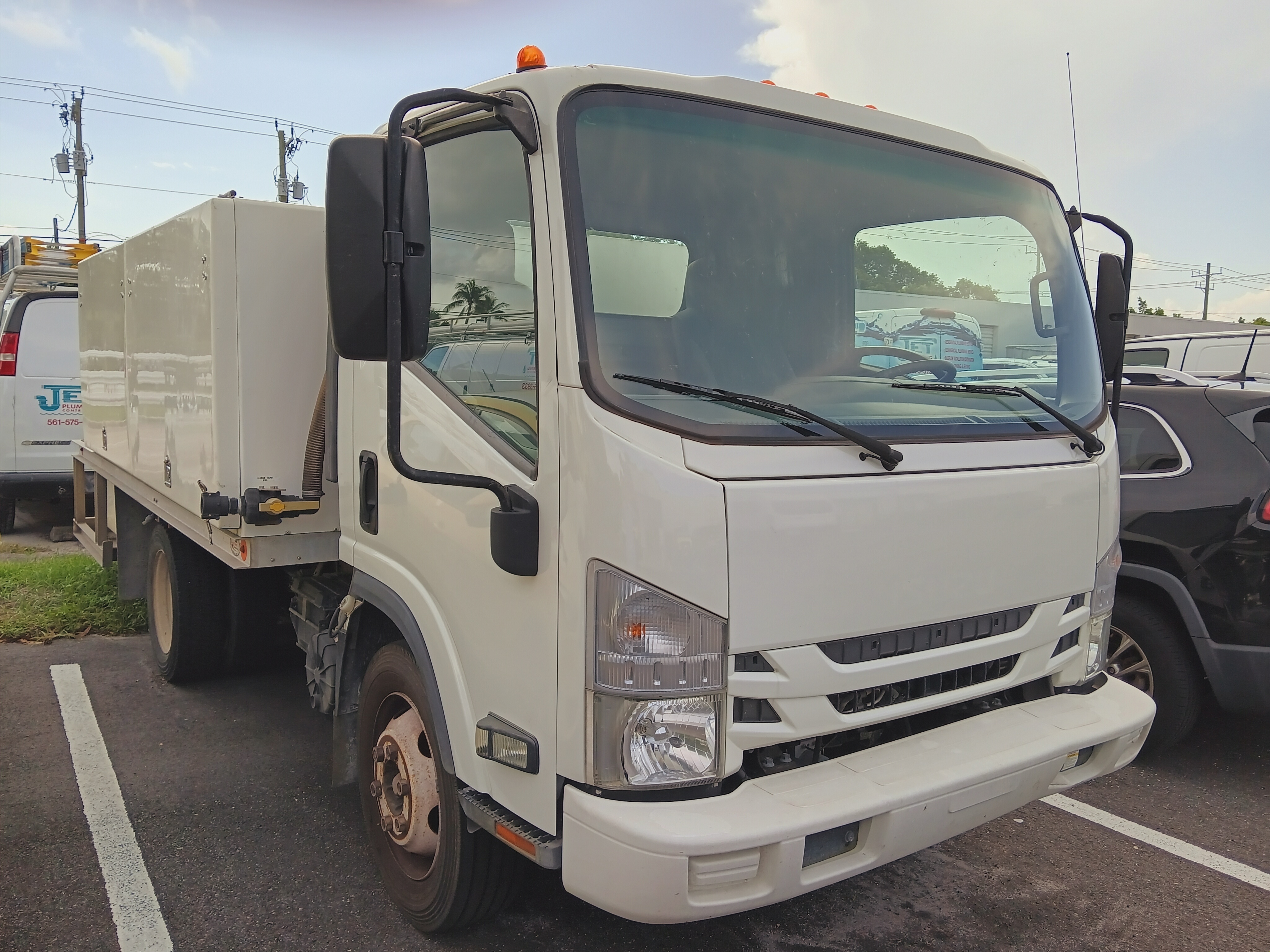 2020 ISUZU NPR in Jupiter, FL