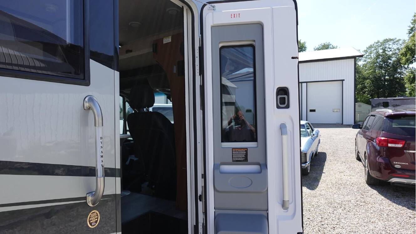 A photo of this 2026 Dynamax ISATA 3 24FW