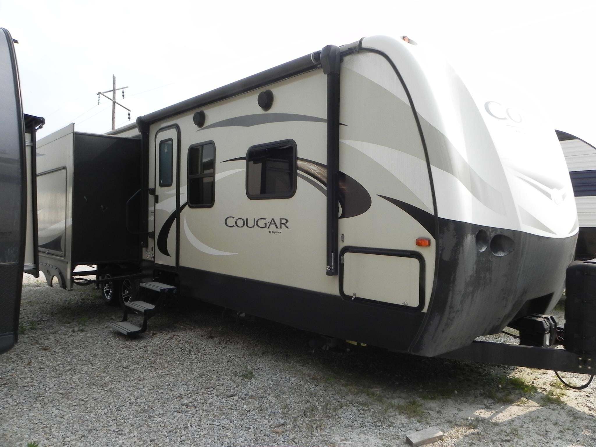 2019 Keystone Rv Co COUGAR HALF-TON 33MLS in mitchell IN