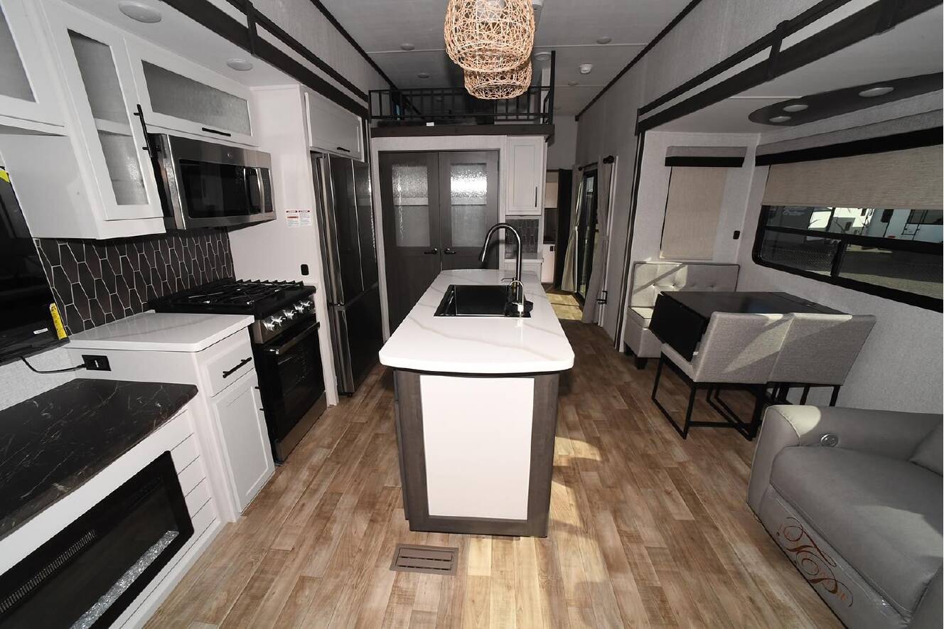 A photo of this 2026 Crossroads HAMPTON 375DBL