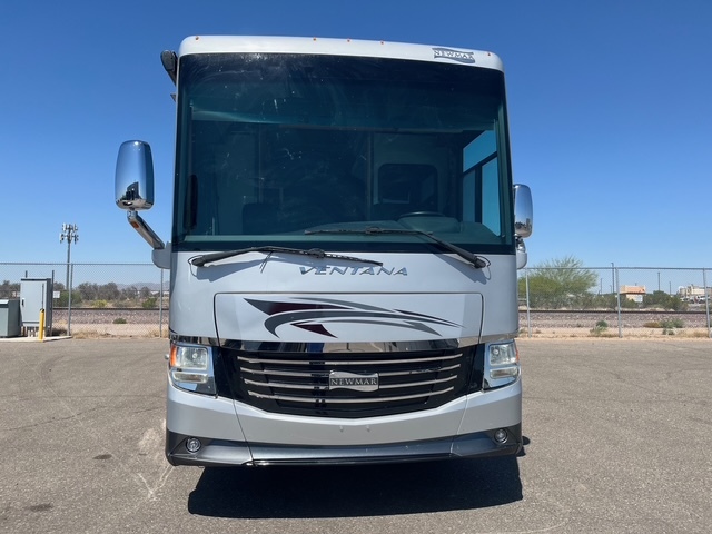 2016 Newmar VENTANA 4369 in eagle lake ME