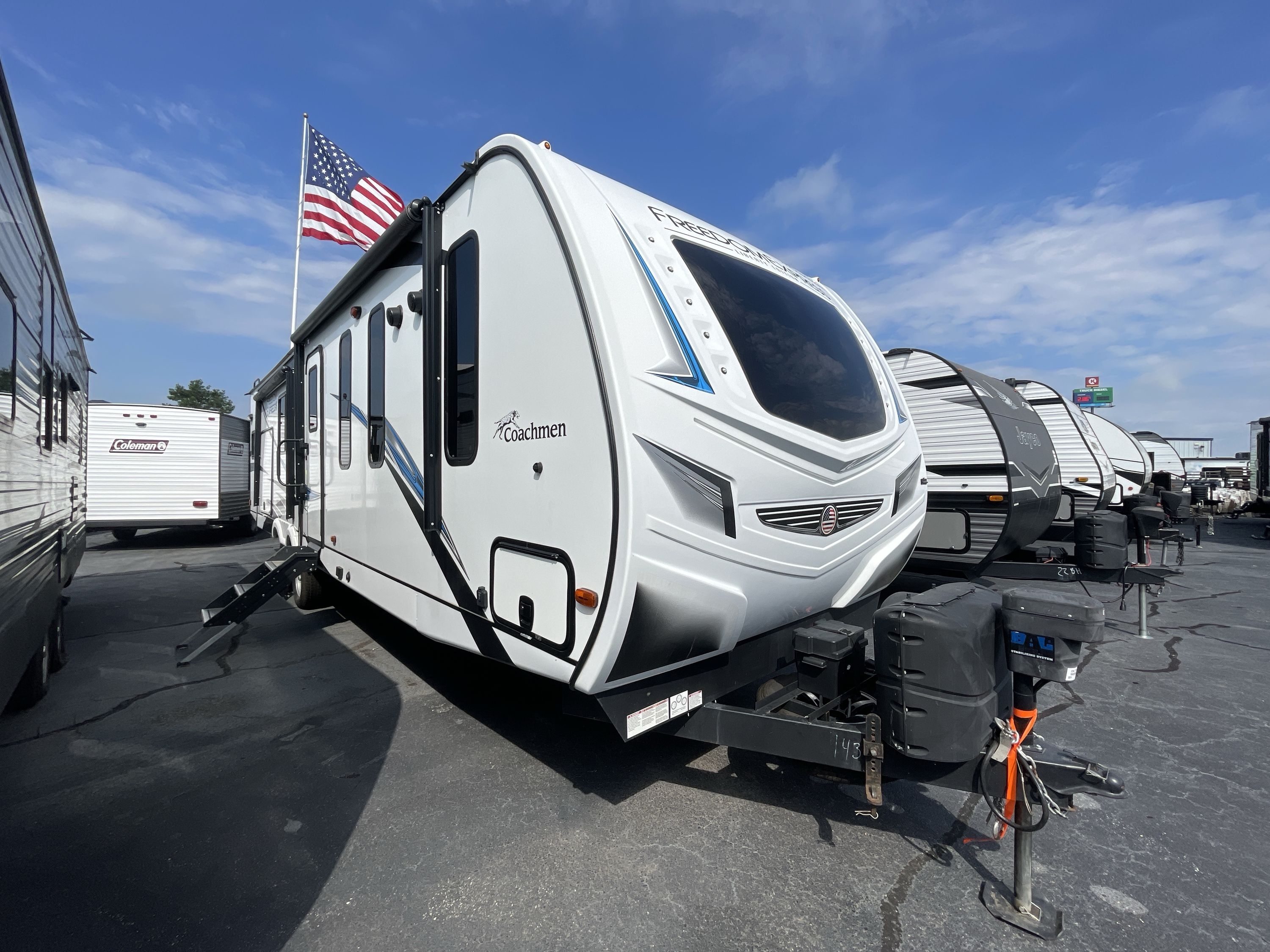 2021 Coachmen FREEDOM EXPRESS LIBERTY EDITION 324RLDSLE in spartanburg SC