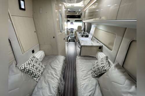 2018 Airstream INTERSTATE EXT GRAND TOUR TWIN in idaho falls ID
