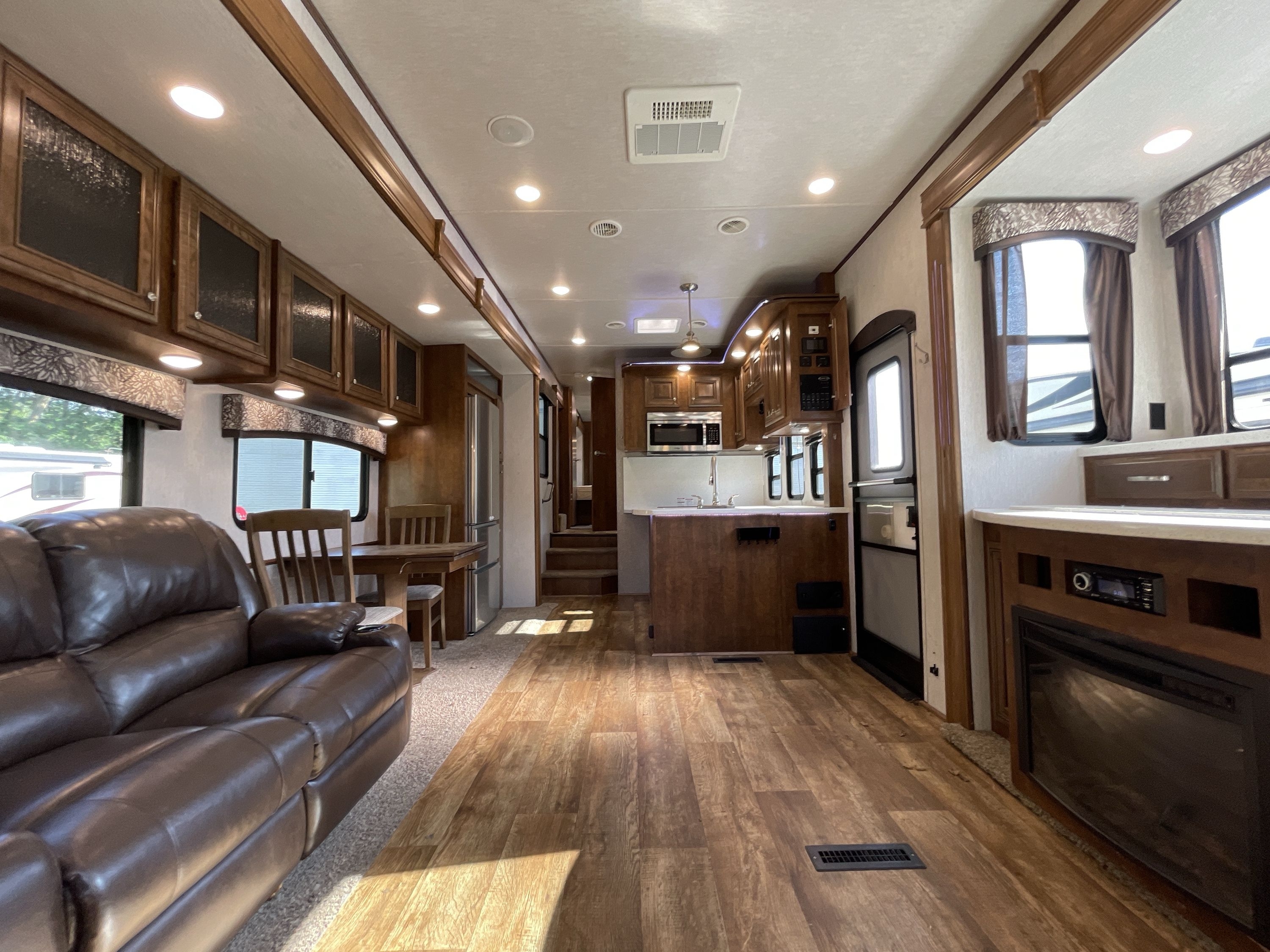 2019 Heartland BIGHORN TRAVELER 32CK in west hatfield MA