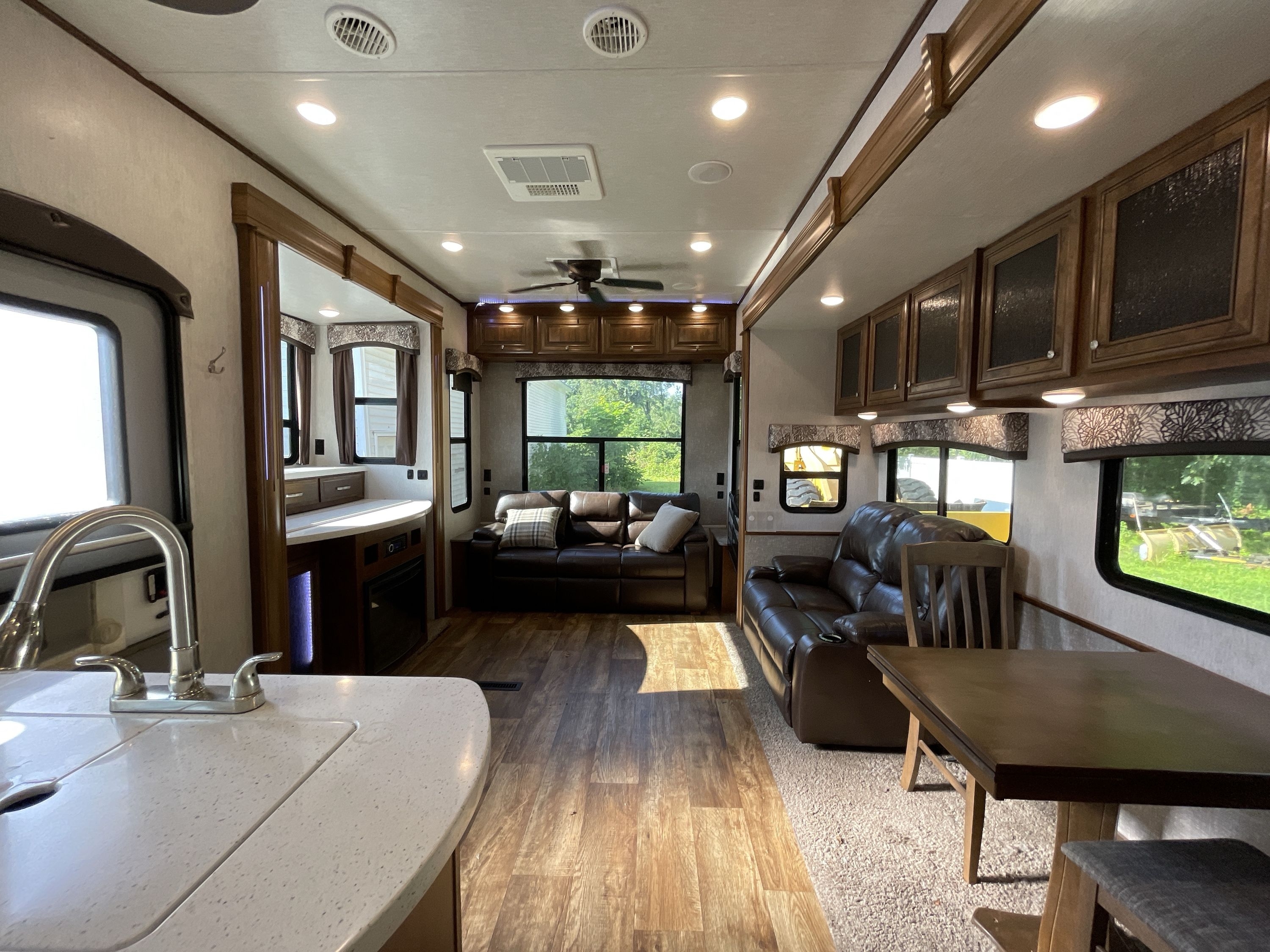 2019 Heartland BIGHORN TRAVELER 32CK in west hatfield MA