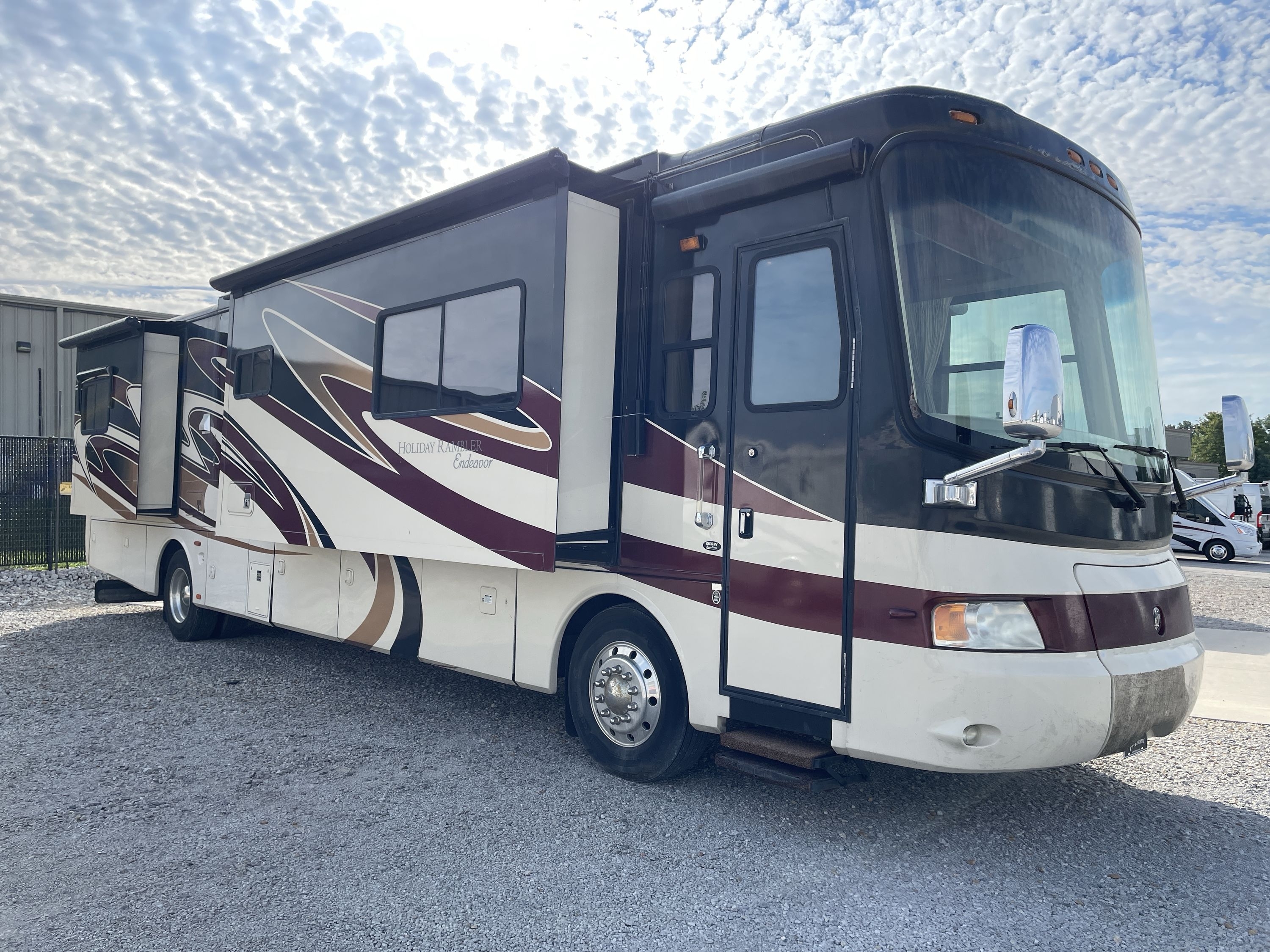 2009 Holiday Rambler ENDEAVOR 41PDQ in grain valley MO