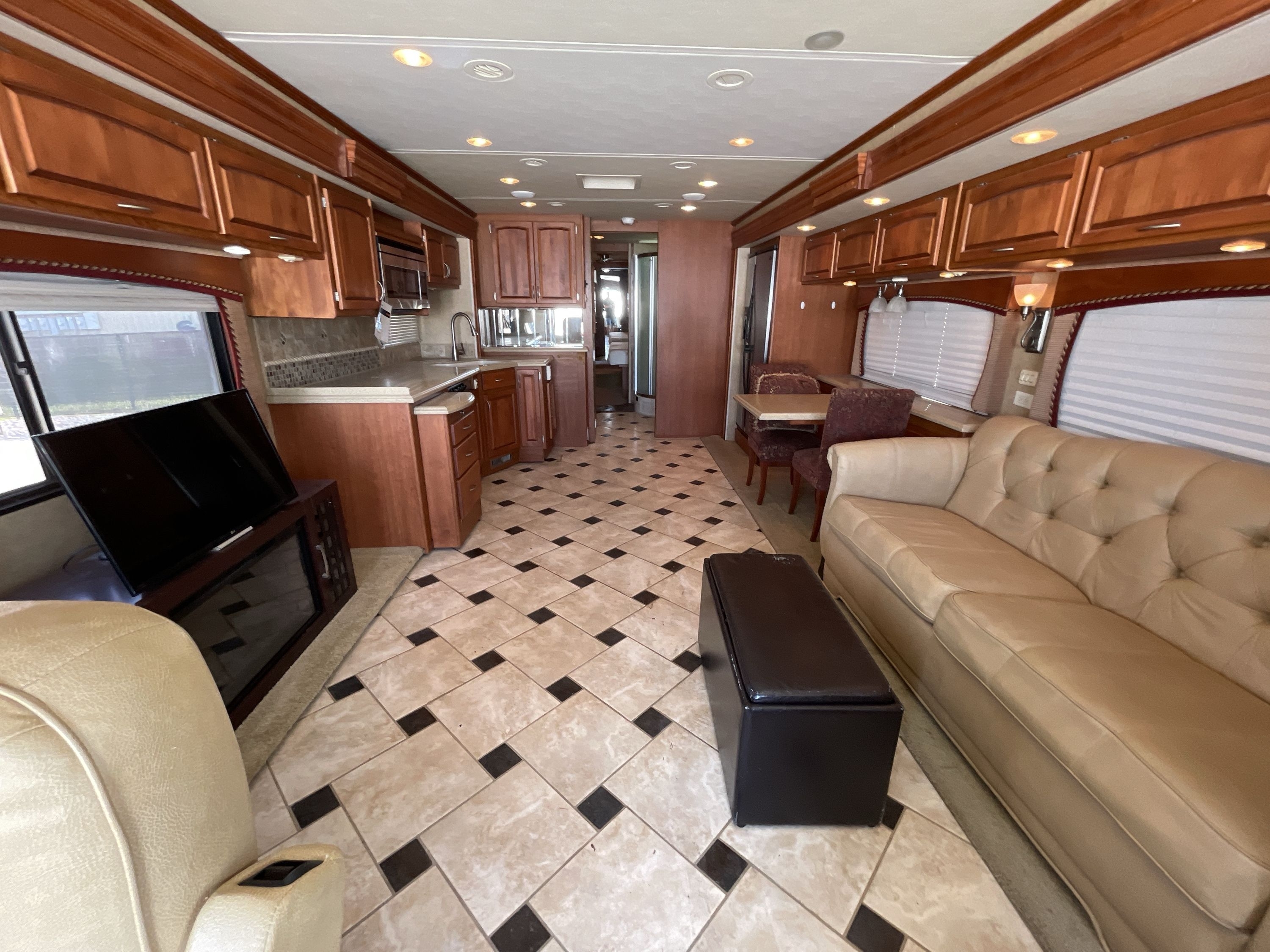 2009 Holiday Rambler ENDEAVOR 41PDQ in grain valley MO