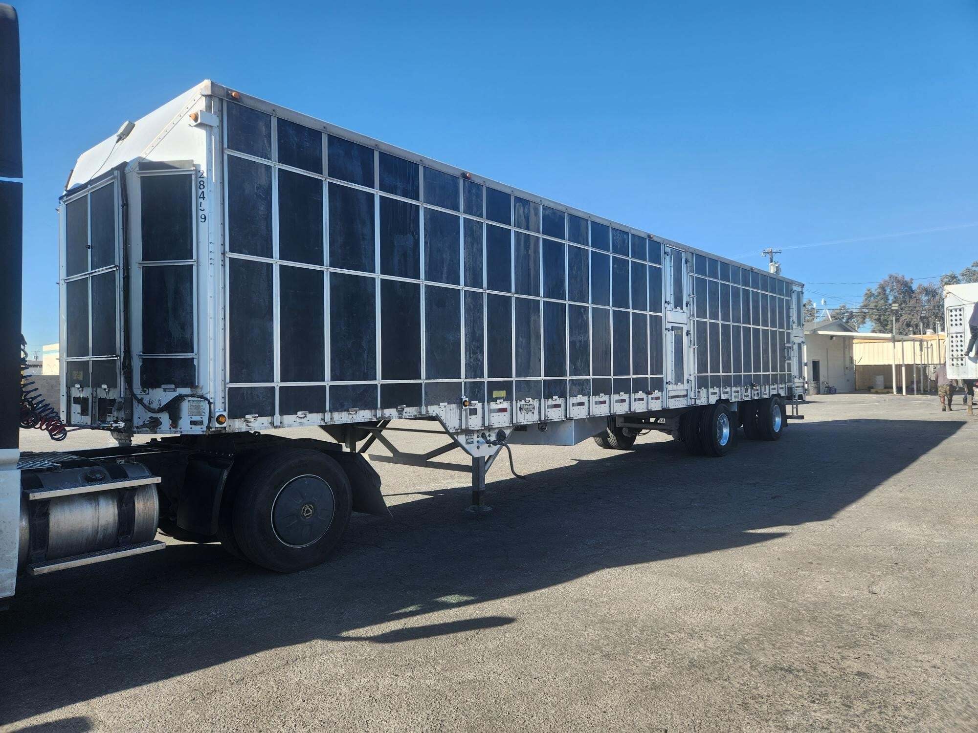 2020 MERRITT in Fontana, CA
