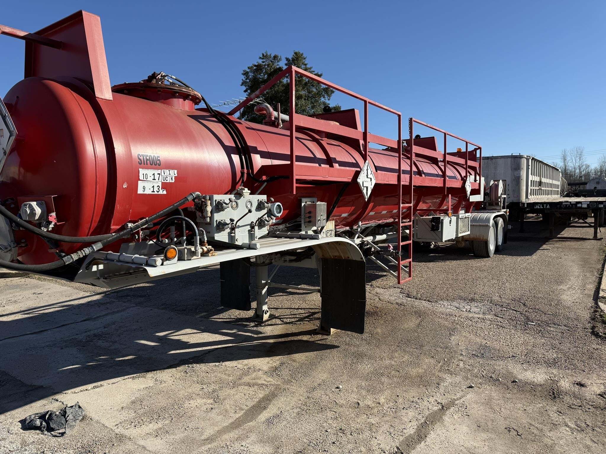 2013 TIGER 2000 GAL in Covington, TN