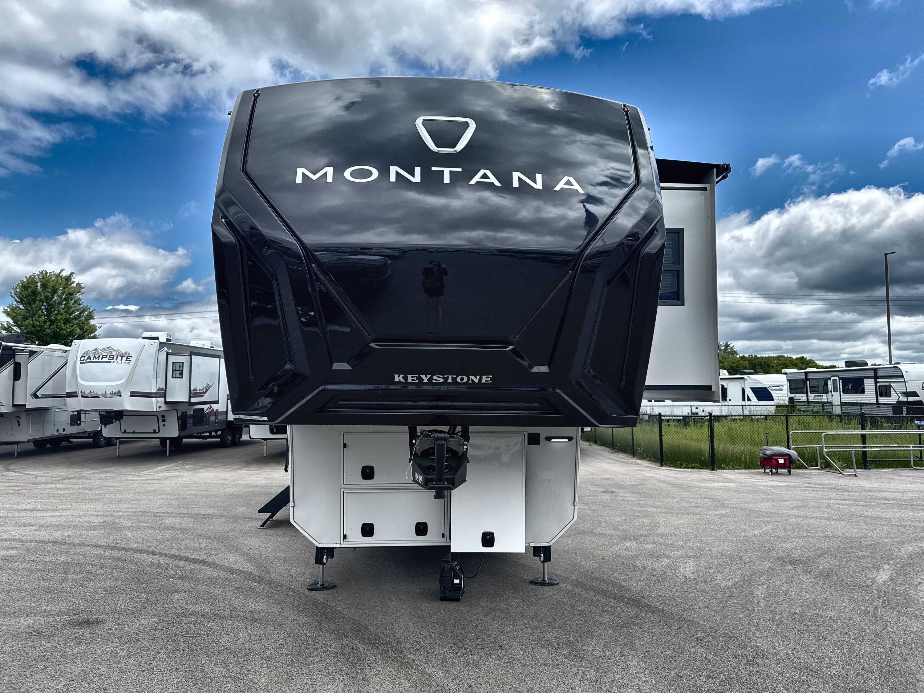 2026 Keystone MONTANA 3100RL in forest lake MN