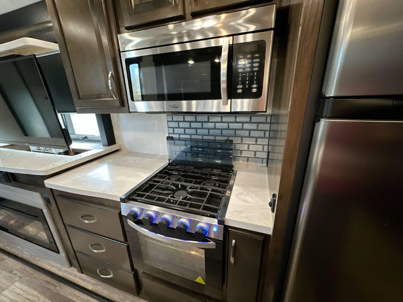 A photo of this 2020 Dutchmen VOLTAGE 4185
