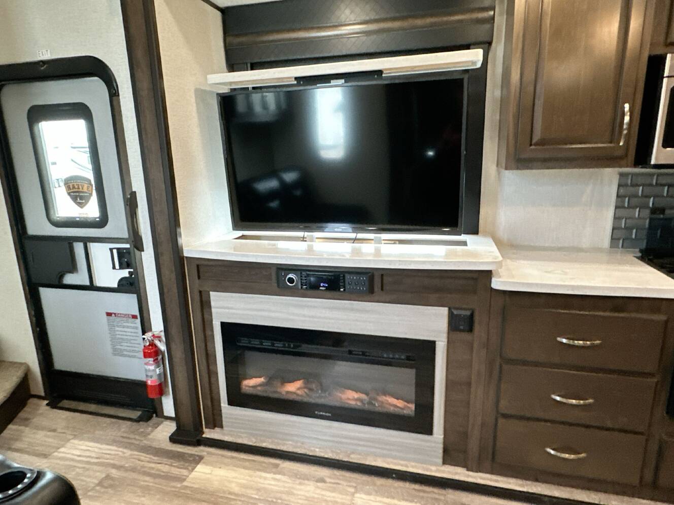 A photo of this 2020 Dutchmen VOLTAGE 4185