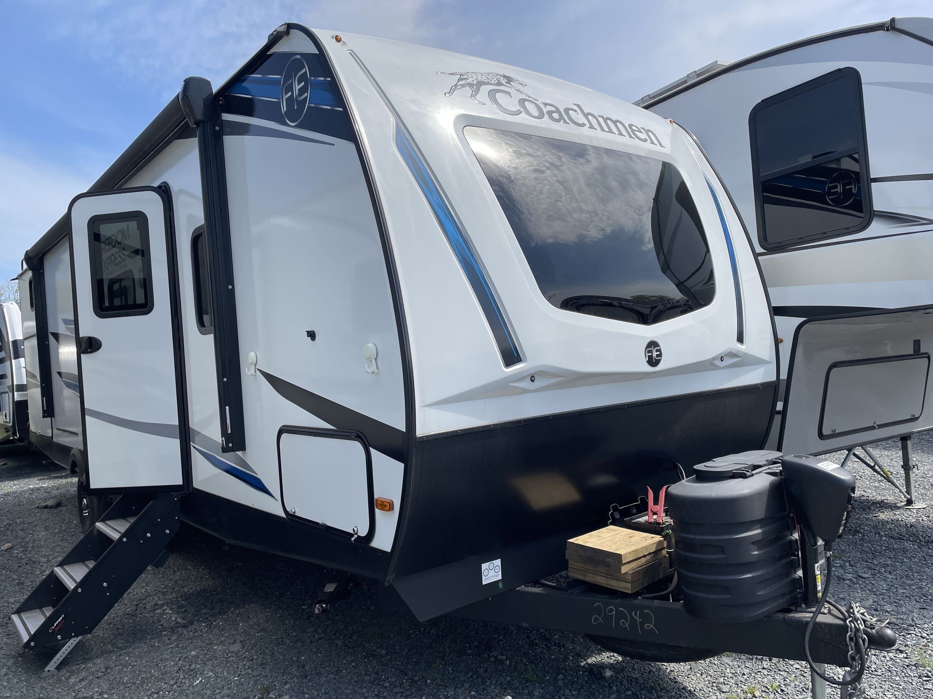 2024 Coachmen FREEDOM EXPRESS LIBERTY EDITION 292BHDSLE in lakewood NJ