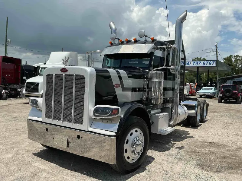 2012 Peterbilt 389