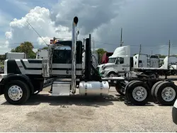 2012 PETERBILT 389