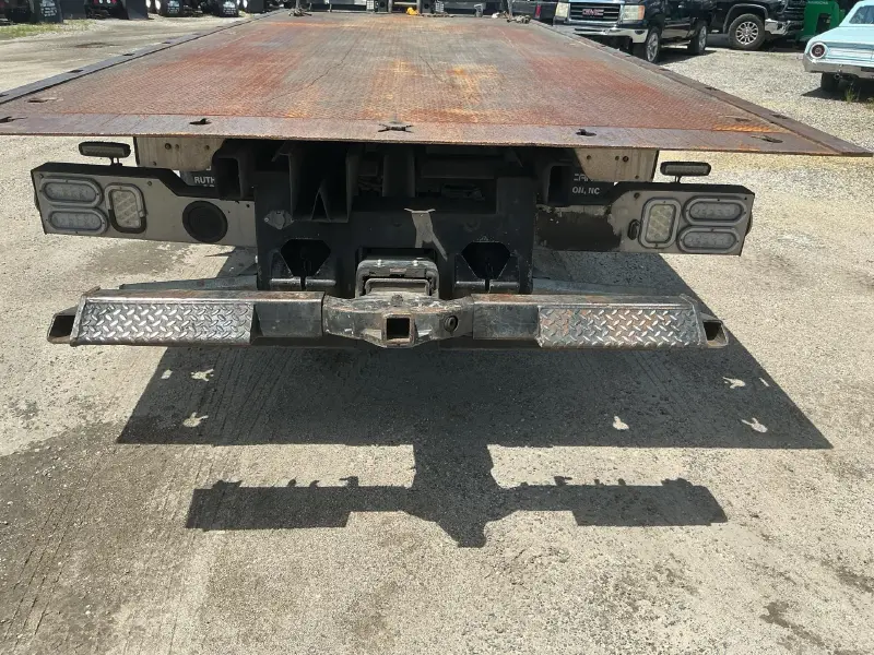 2020 Freightliner M2 106