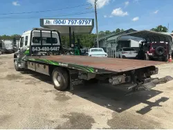 2020 Freightliner M2 106