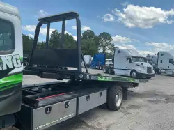 2020 Freightliner M2 106