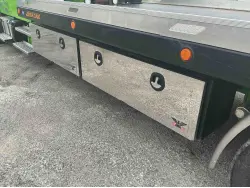 2025 Freightliner M2 106