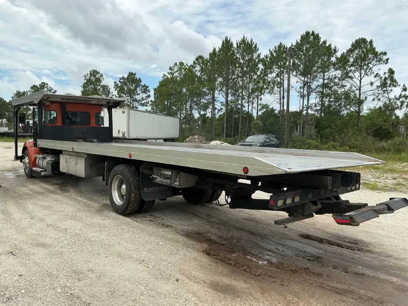 2018 Kenworth T370
