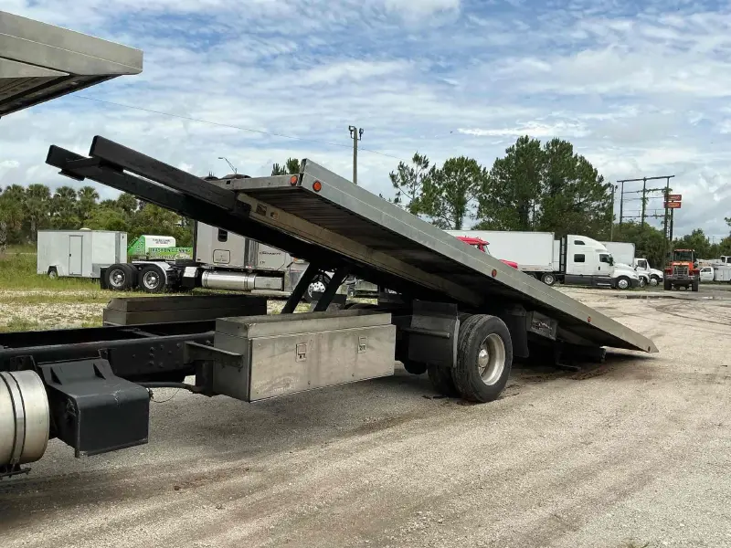 2018 Kenworth T370
