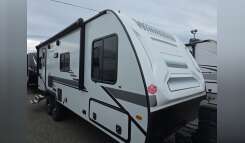 2022 Winnebago MICRO MINNIE 2225RL RV