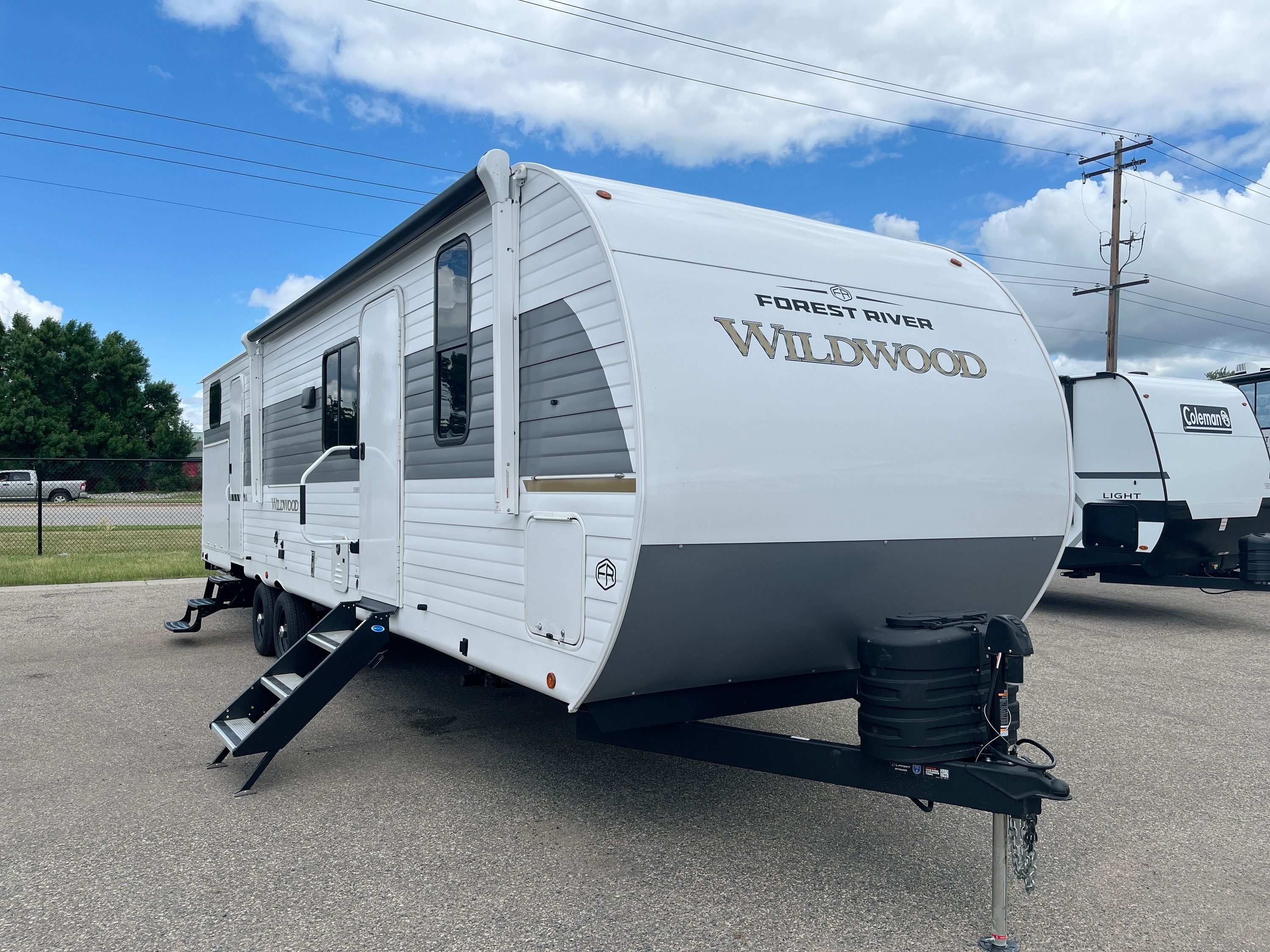 2027 Forest River WILDWOOD 32BHDS in west fargo ND